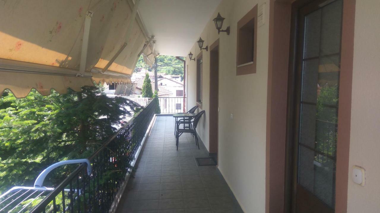 Guesthouse Platon Órma Kültér fotó